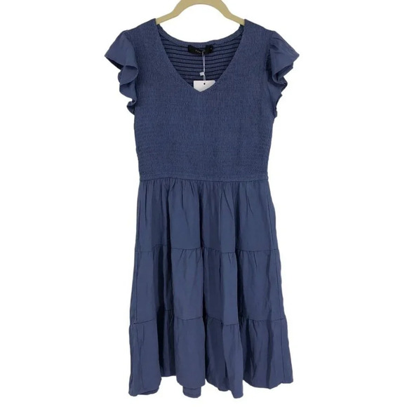 NWT Zesica shirred bodice tiered skirt short sleeve dress dusty blue v-neck S - Picture 2 of 13